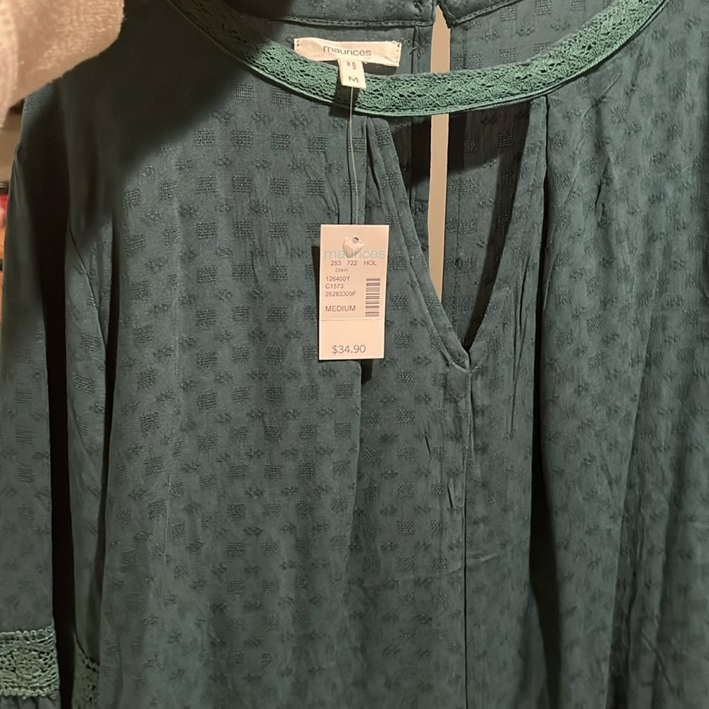 Maurice’s blouse. Drank green. Size M. New with tags